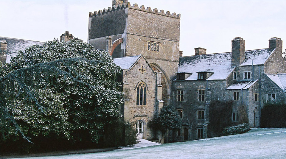 Snow covered Buckland Abbey
